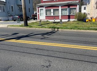 7631 River Rd, Pennsauken, NJ 08110