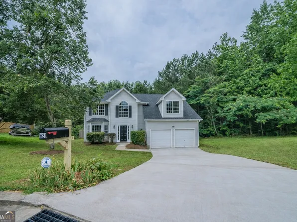 621 Lakewater View Dr, Stone Mountain, GA 30087
