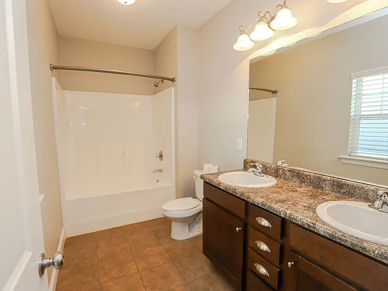 1953 Kenlock Dr — Photo 11