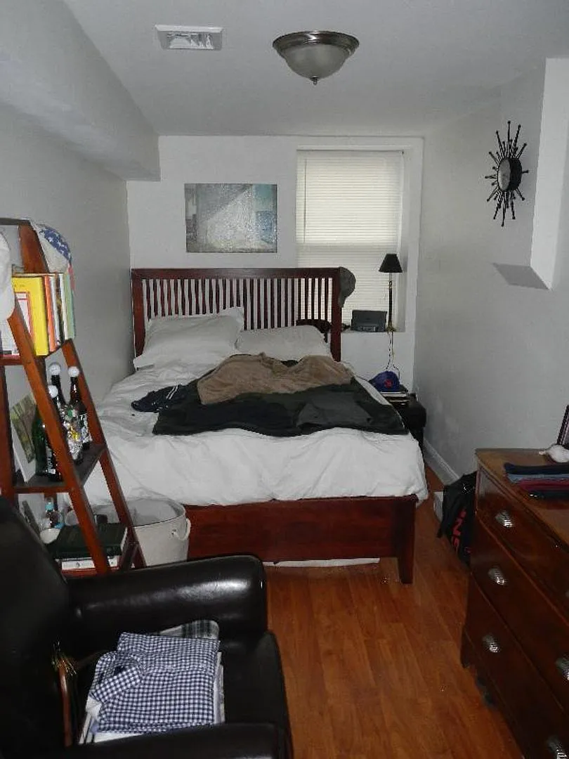 Large 4 bed near Northeastern — Photo 3
