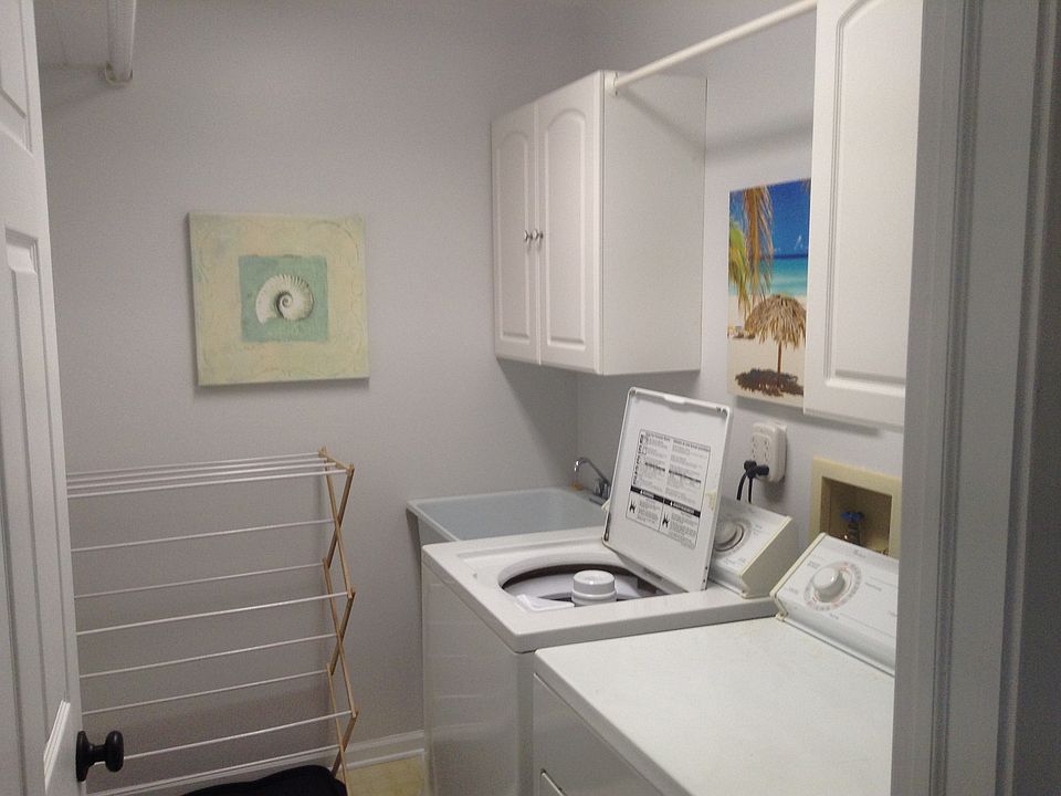 1st Floor Laundy
