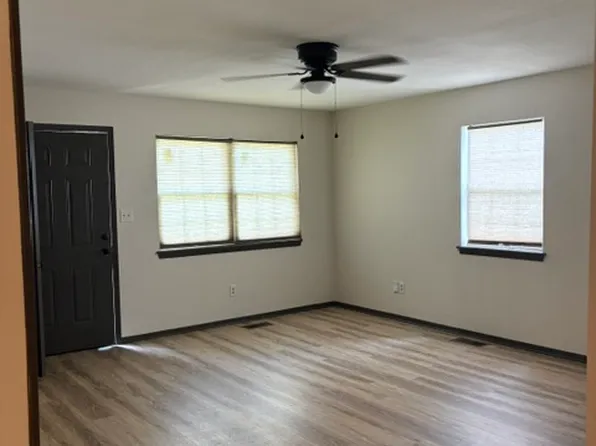 155 Lake Vista Cv, Hot Springs National Park, AR 71913