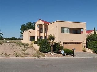 596 Carmel Rd, Rio Communities, NM 87002