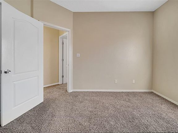 5th image of 3577 Eagle Crest Pl