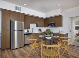Dezi, San Diego, CA 92123