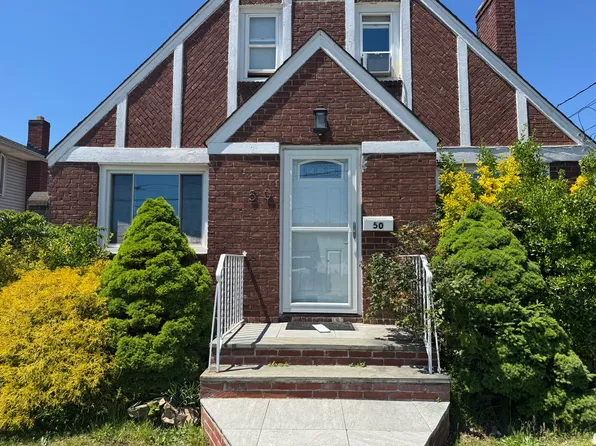50 Davison Plz #1, East Rockaway, NY 11518