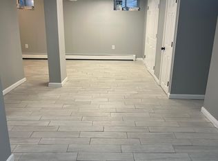 91 Potter St FLOOR 1, Cranston, RI 02910