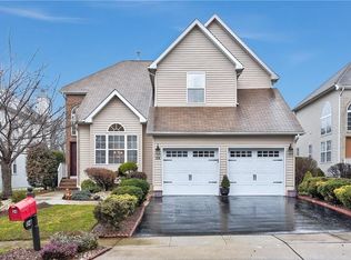 34 Aberdeen Dr, Old Bridge, NJ 08857