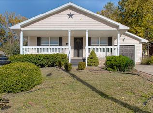 1510 Yecker Ave, Kansas City, KS 66104