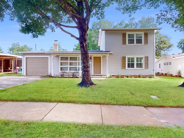 4913 Voncille St, Haltom City, TX 76117