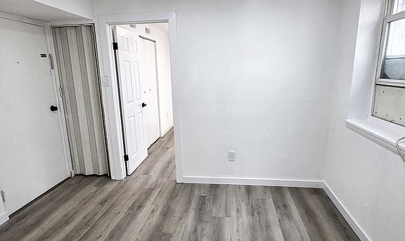 3rd image of 1023 Wallace Ave