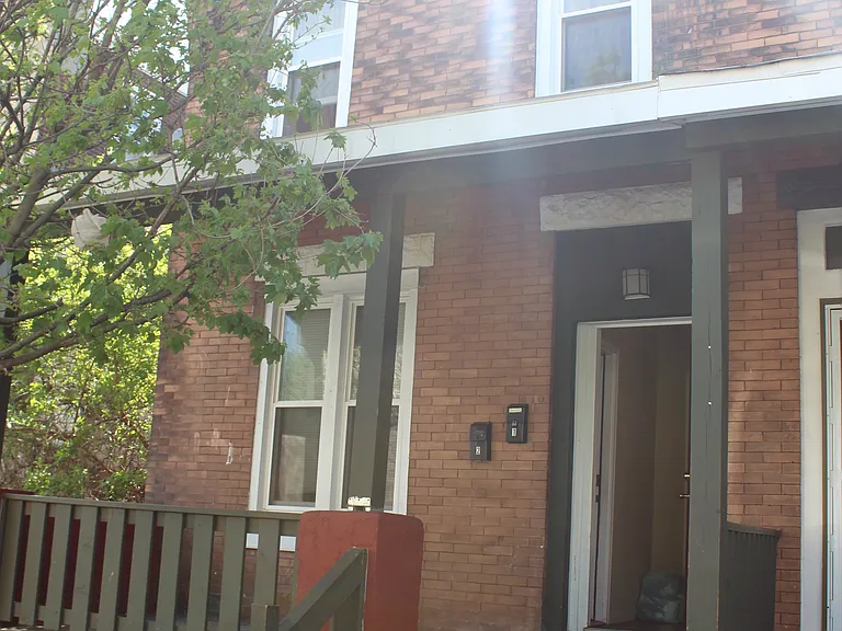 210 W Zeralda St #A — Photo 16