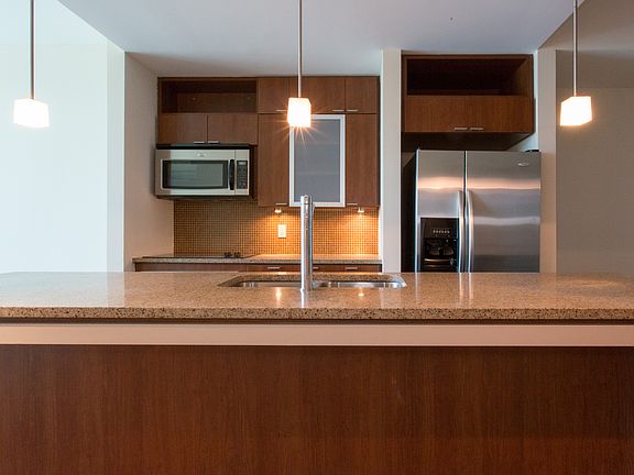 4th image of 111 N 12th St Unit 1322