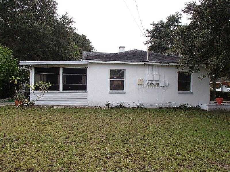 2nd image of 10825 Navajo Dr