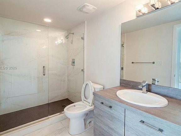 4th image of 400 Sunny Isles Blvd APT 1421