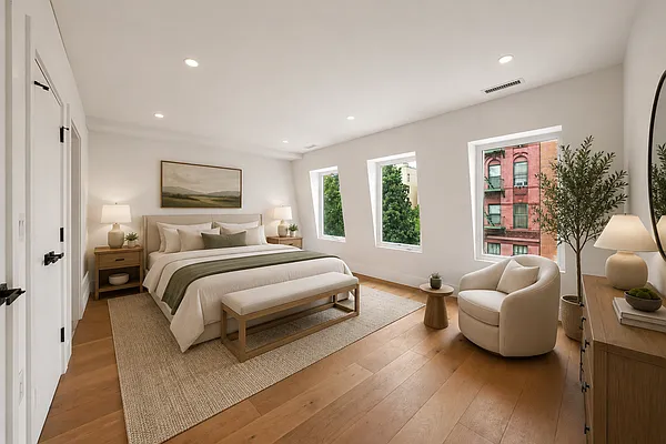 Bedroom, photo 2