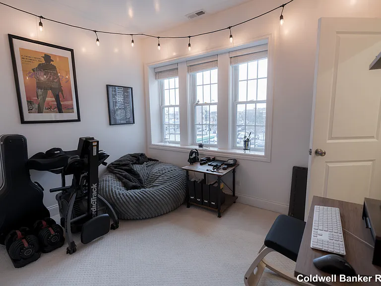 2345 W Irving Park Rd #3S — Photo 11