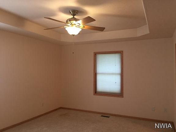 5th image of 1215 Wright Ave