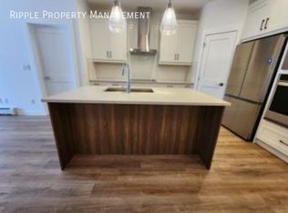 20 Sage Hill Walk NW #411, Calgary, AB T3R1Z5