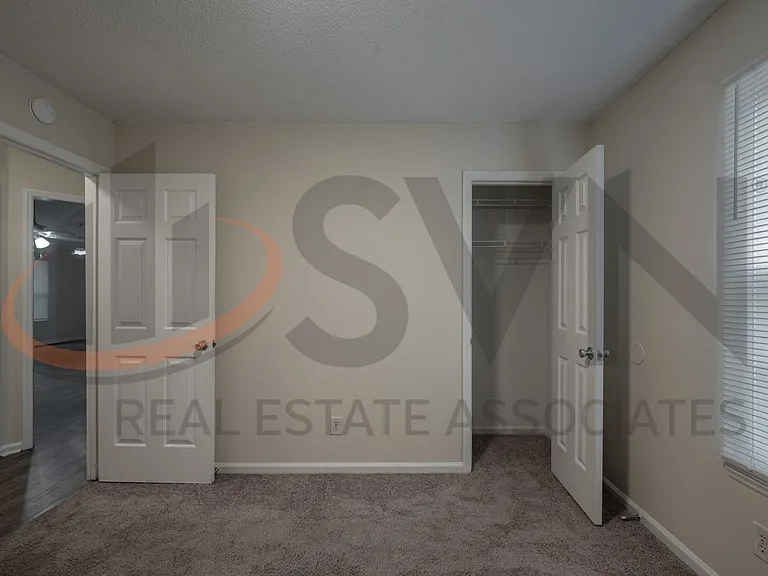1911 Fidelity Dr — Photo 13