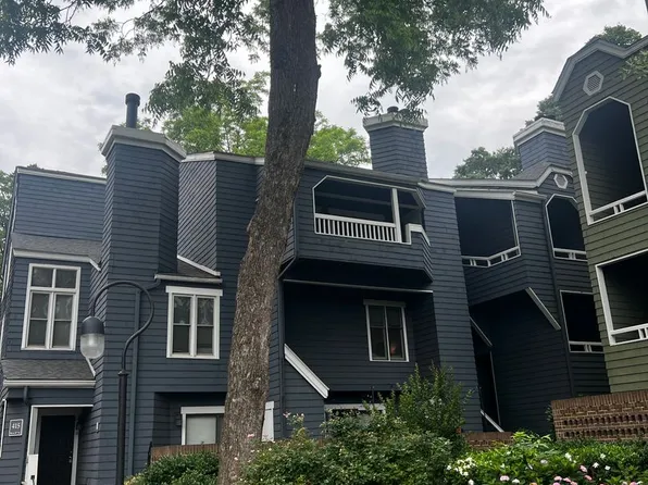 415 W 8th St APT K, Charlotte, NC 28202
