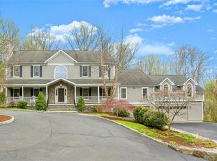 1018 Sunset Rd, Stamford, CT 06903