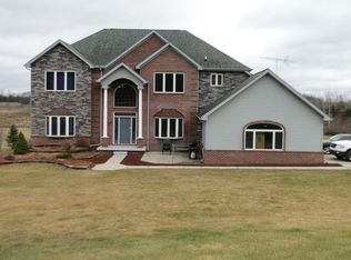 1802 Millville Rd, Lapeer, MI 48446