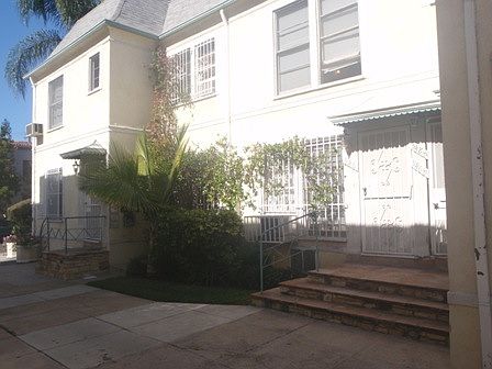 3rd image of 348 N Orange Grove Avenue # Fl 2nd