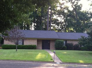 109 Ridglea Ln, Henderson, TX 75652