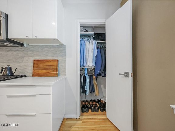 5th image of 52 Lafayette Pl APT 1F