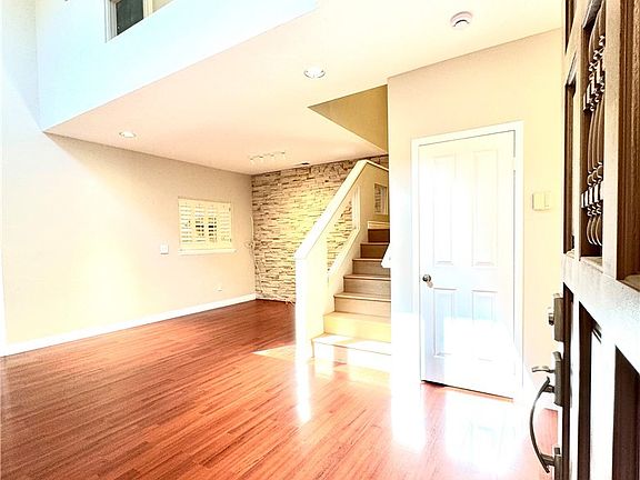 3rd image of 2072 Villa Del Lago Dr Unit A