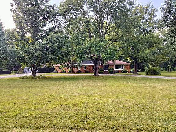 2nd image of 4004 Cedar Hills South Dr