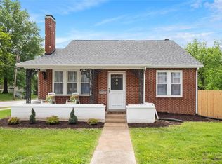 500 S 11th St, Belleville, IL