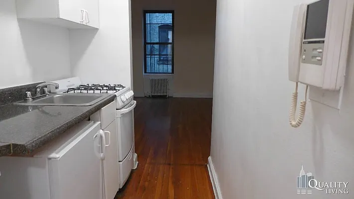 Rented by (Legacy) NY Quality Living Uptown | media 13