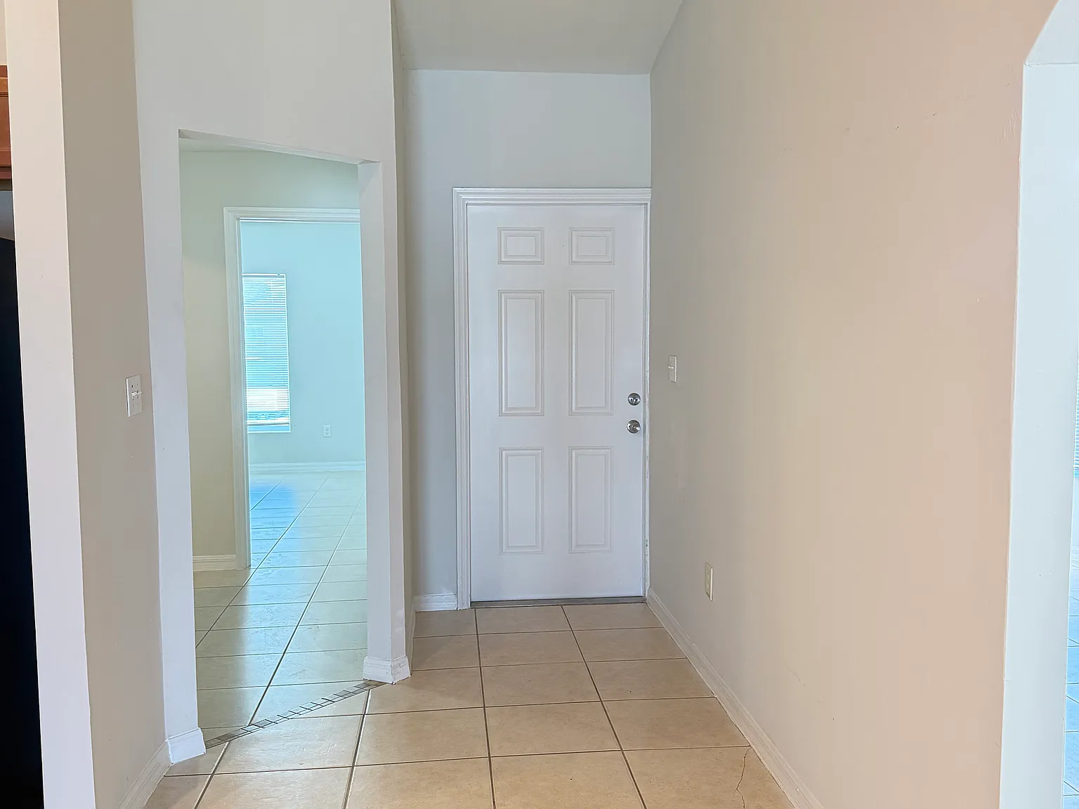 7571 Carrier Rd - 1 — Photo 3