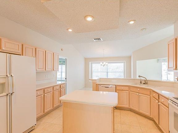 5th image of 2305 Piper Glen Ct