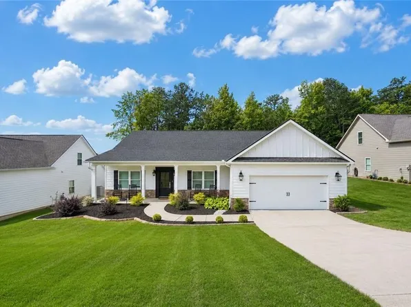 8851 Saint Andrews Pkwy, Winston, GA 30187