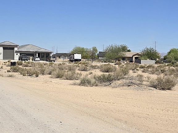 4th image of 1035 W DAVID Lane #-