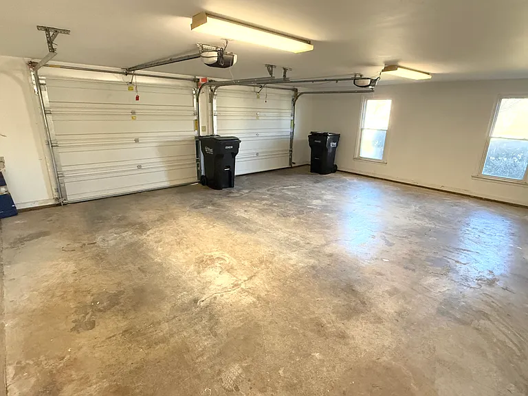 1721 Covey Rise Trl — Photo 27