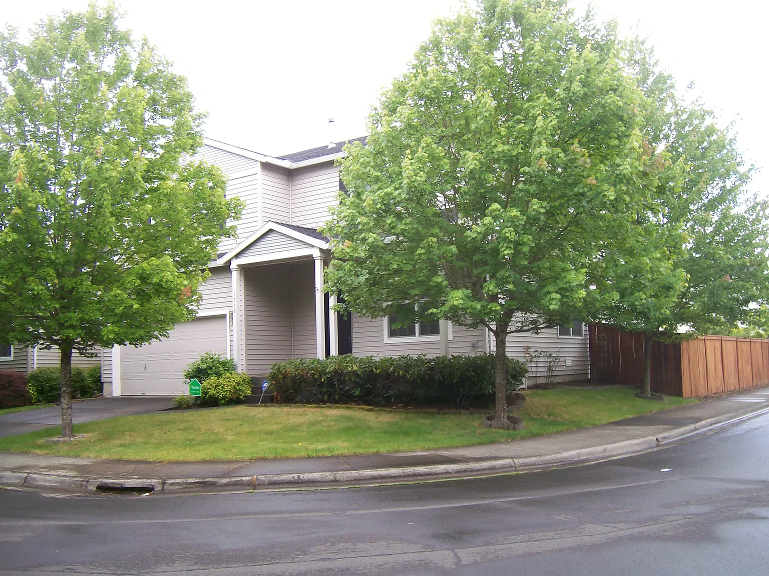1710 SW Harvey Way photo 1