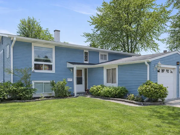 225 E Lincoln Ave, Glendale Heights, IL 60139