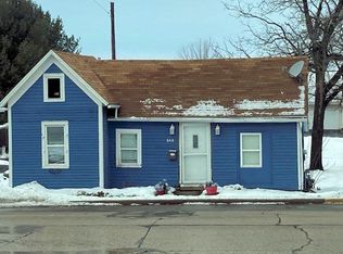 848 Madison St, Beaver Dam, WI 53916