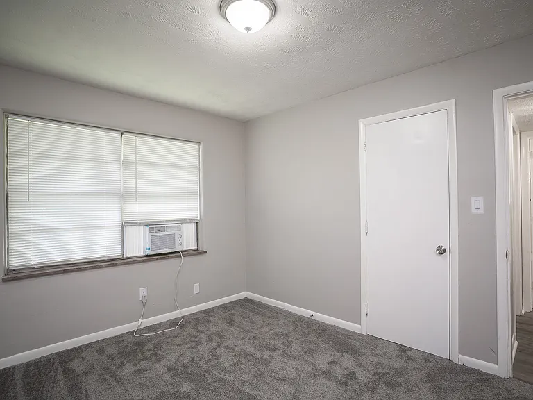 2525 Lakeview Ave #5 — Photo 10