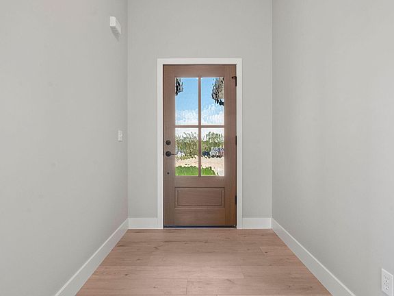 3rd image of 2513 Misty Flower Ct
