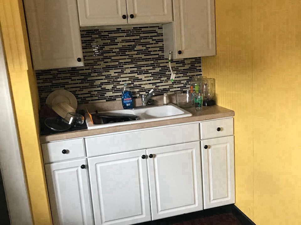 Front kitchen