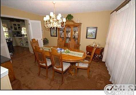 5th image of 1729 Bruce Devlin Dr