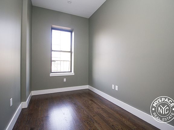 2nd image of 903 Saint Johns Pl APT 3C