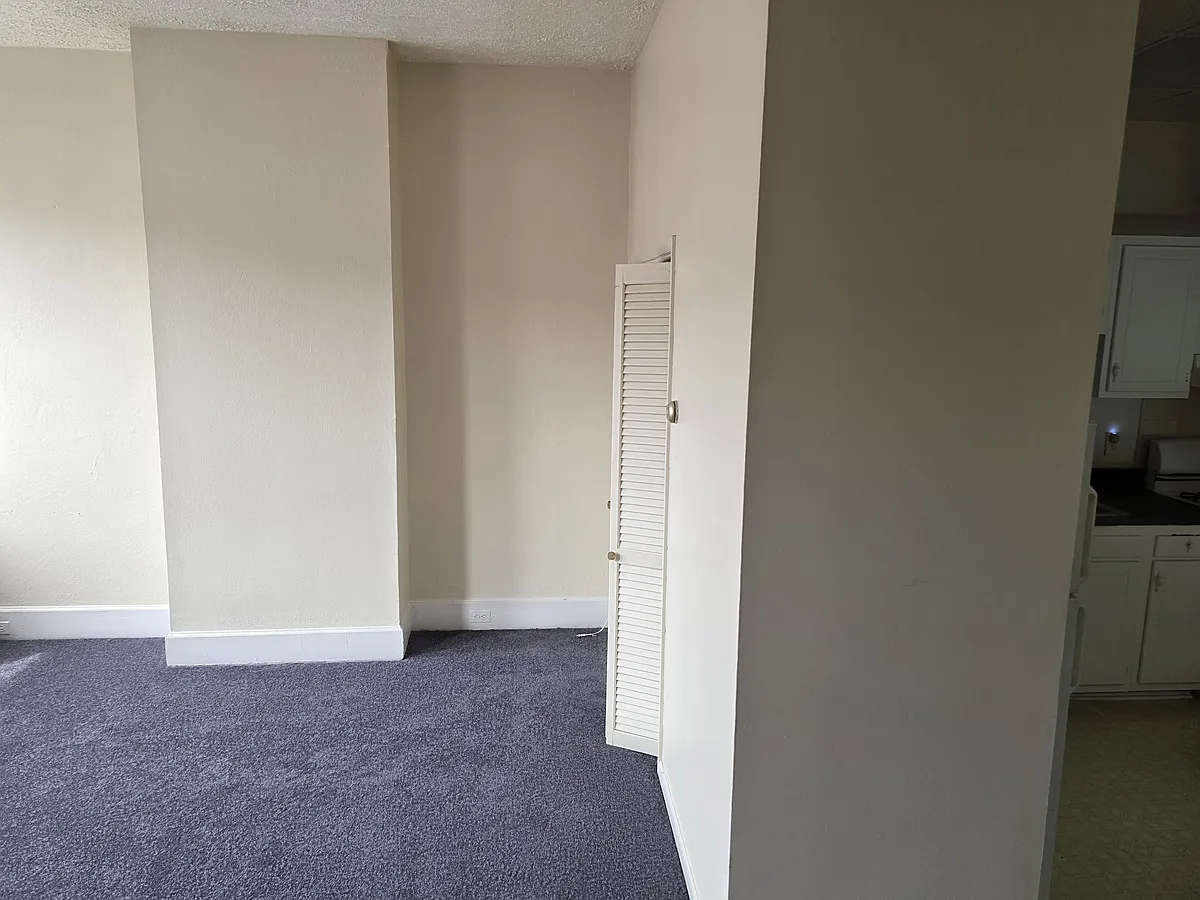 Building Photo - 1819 W Madison Ave #3