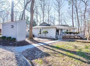 3022 Three Bridges Rd, Midlothian, VA 23112
