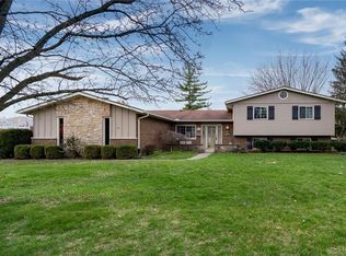 4381 Powder Horn Dr, Dayton, OH 45432